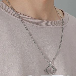 🪐 Awesome Metallic Planet Necklace 🪐